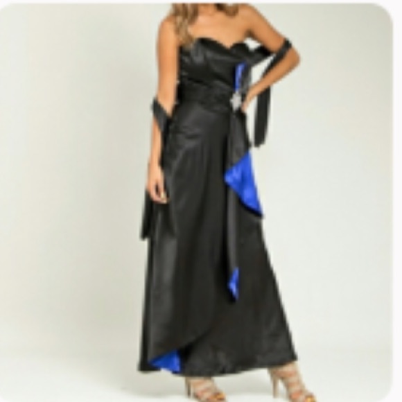 NWT rhinestone embellished dress - Picture 2 of 7